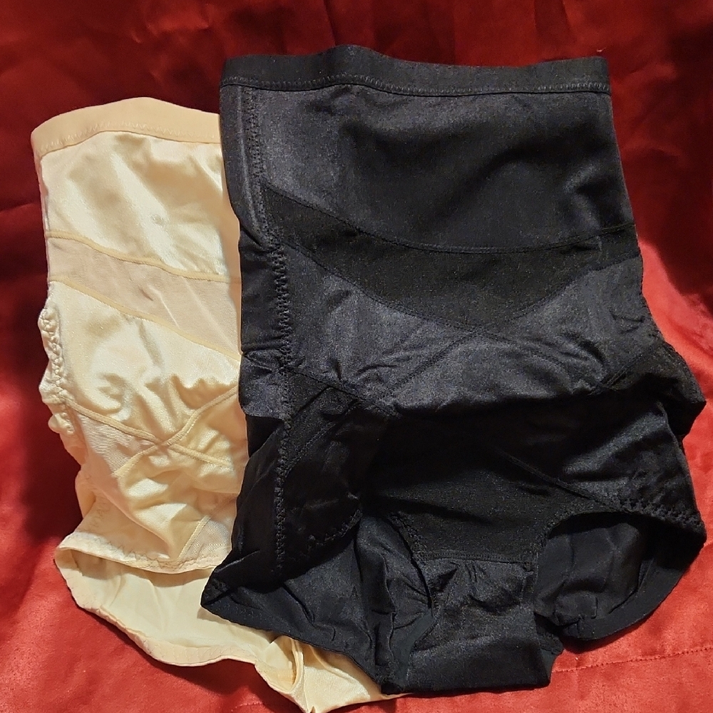 Shapewear Set in Black and Cream * New in package size XL *